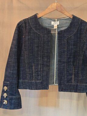 LOFT Cropped Collarless Denim Jacket Blue Jean Blazer Open Front Size 6
